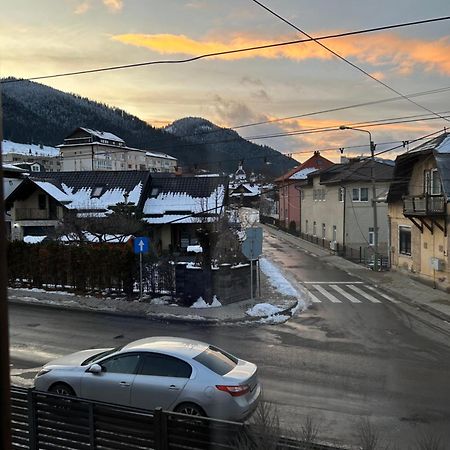 Casa Raraului Appartement Câmpulung Moldovenesc Buitenkant foto