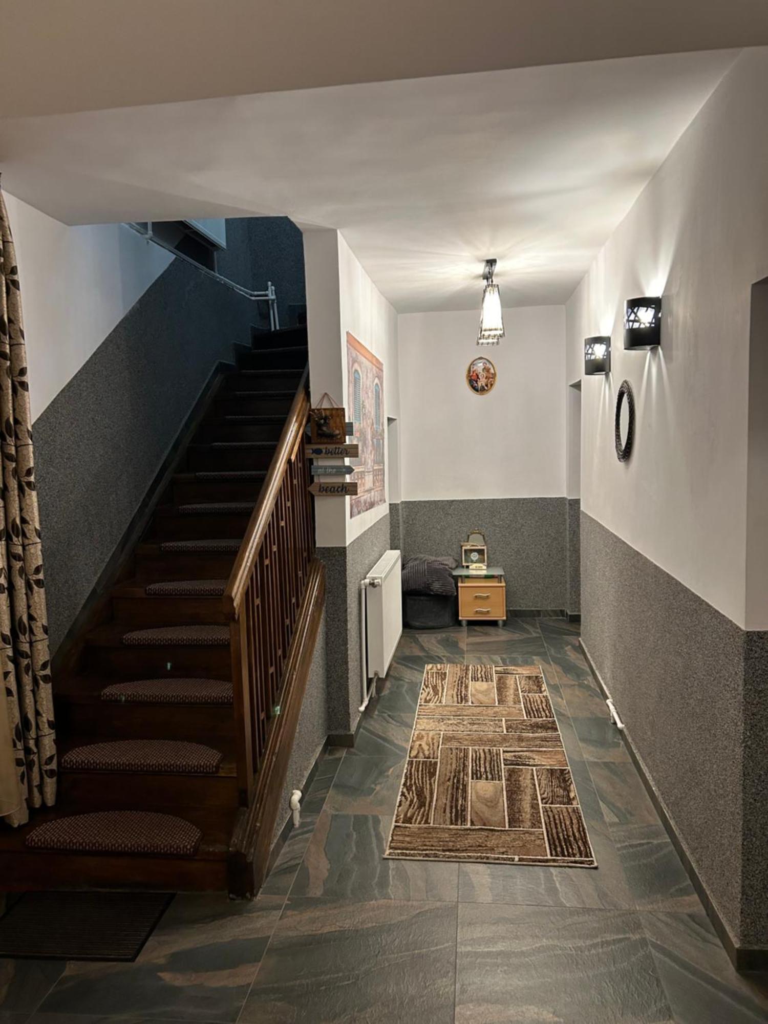 Casa Raraului Appartement Câmpulung Moldovenesc Buitenkant foto