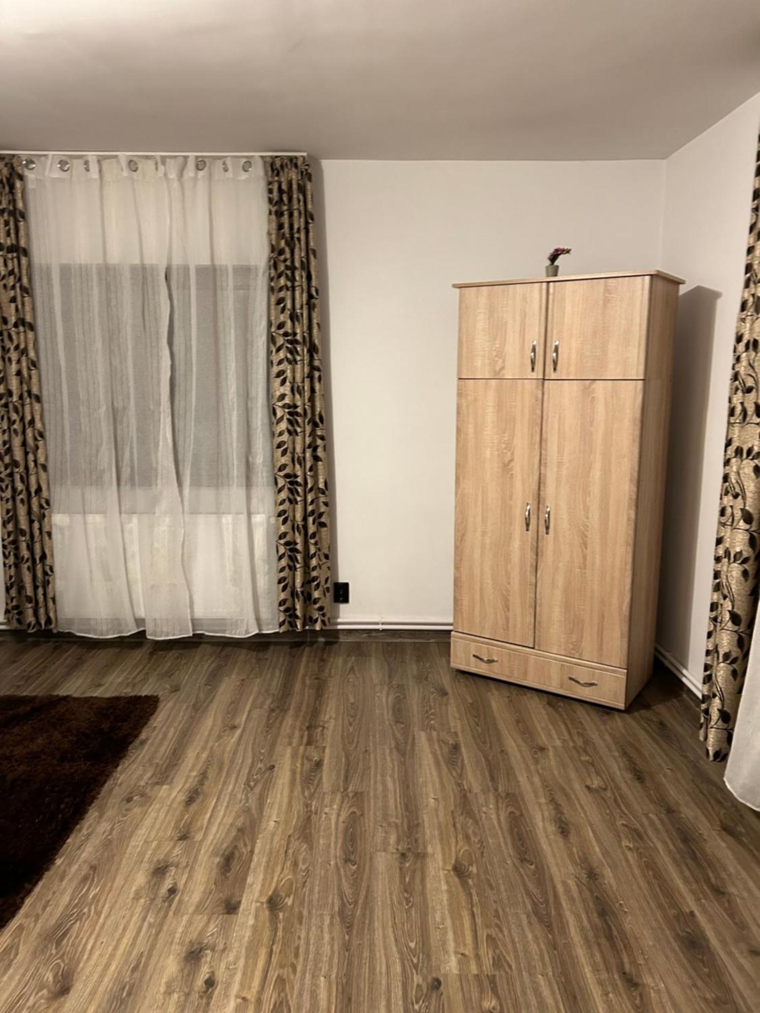Casa Raraului Appartement Câmpulung Moldovenesc Buitenkant foto