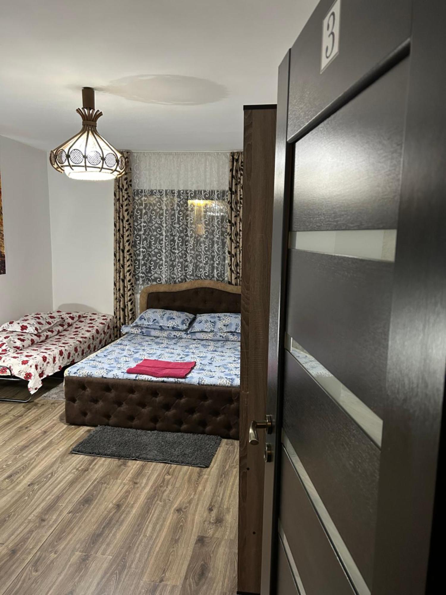 Casa Raraului Appartement Câmpulung Moldovenesc Buitenkant foto