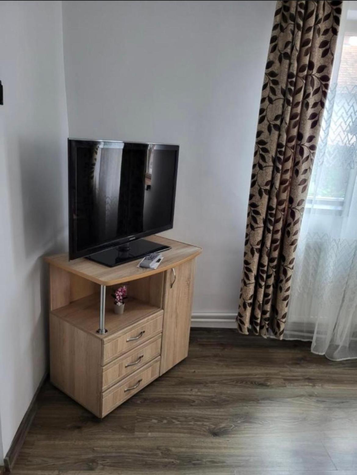 Casa Raraului Appartement Câmpulung Moldovenesc Buitenkant foto